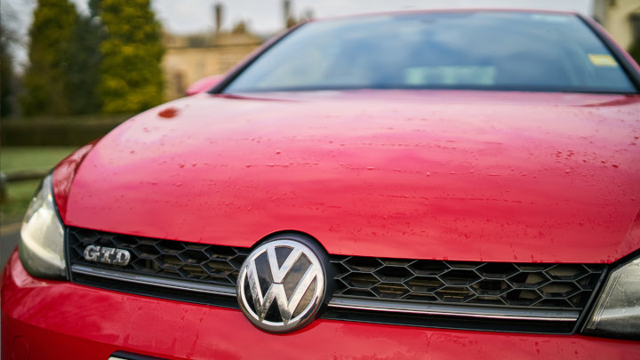VW Golf - Bonnet - Close up