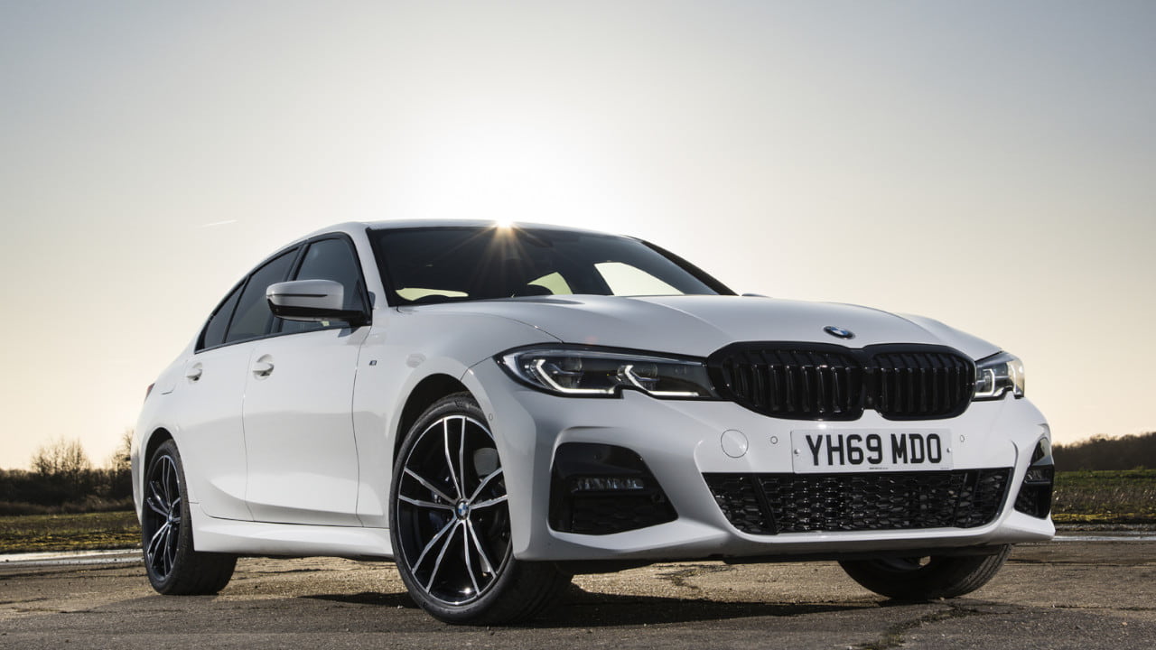 White BMW 3 Series Exterior Front Static