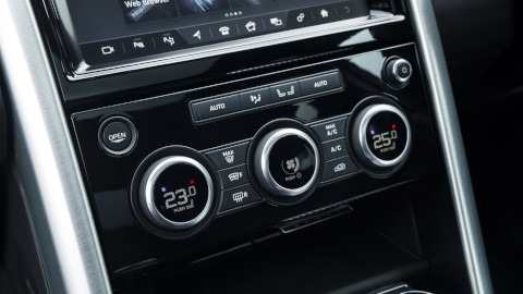 Dashboard Air Conditioning Controls
