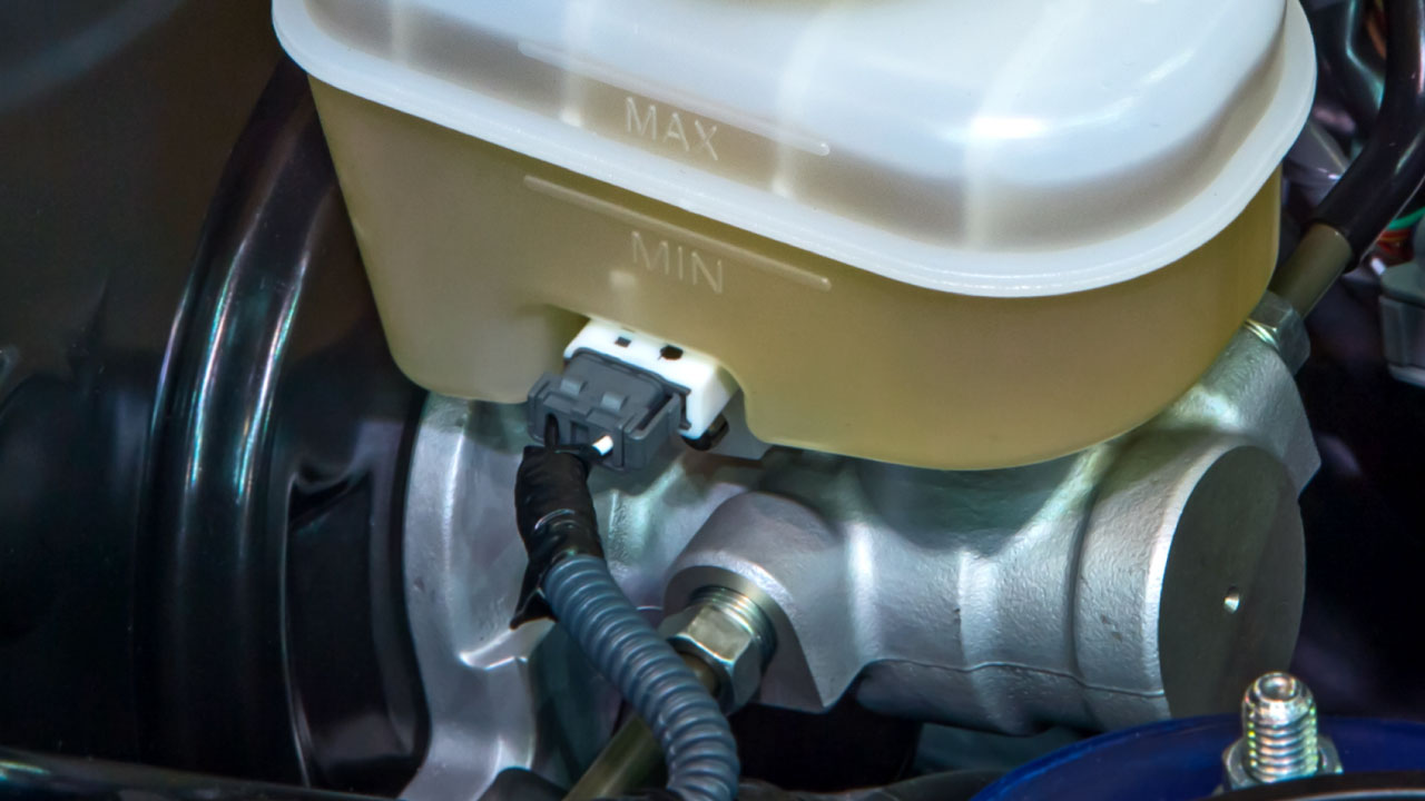 Brake fluid reservoir