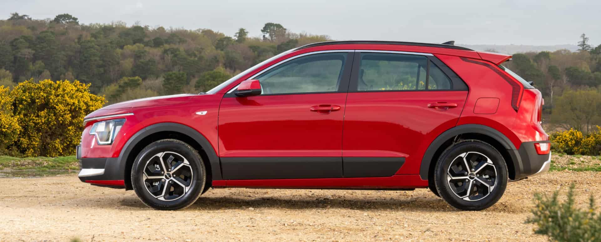 Kia Niro Side Profile in Red
