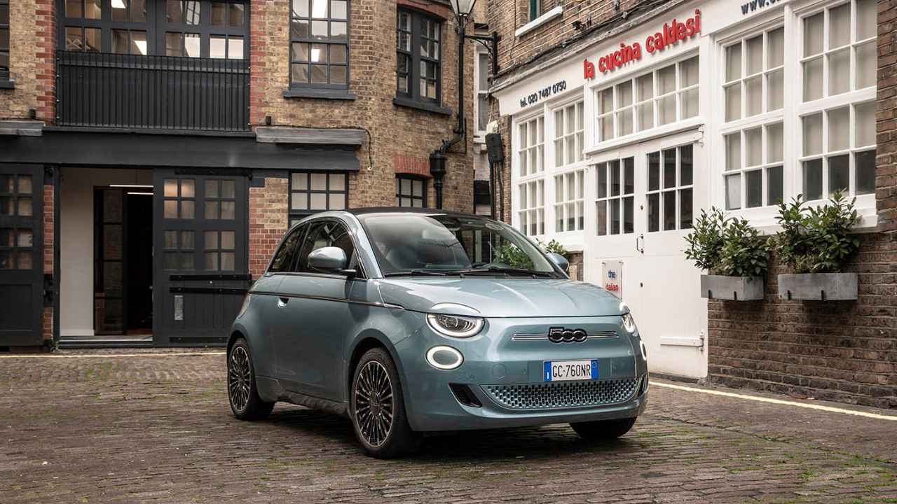 Blue Fiat 500