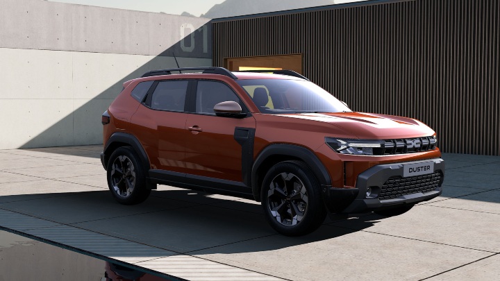 Orange Dacia Duster Extreme Static