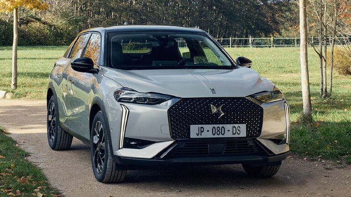 Silver DS 3 Front