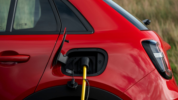 Fiat 600e Charging