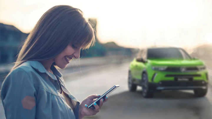 Woman on Smartphone