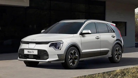 White Kia Niro