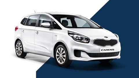 White Kia Carens
