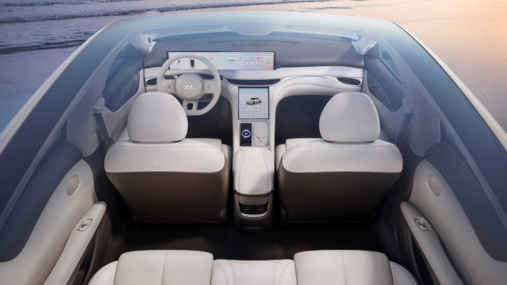 MG IM5 Interior