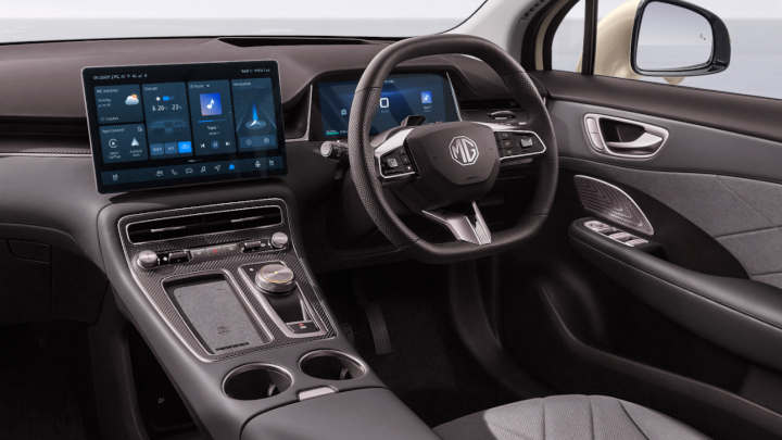 mgs6 ev interior