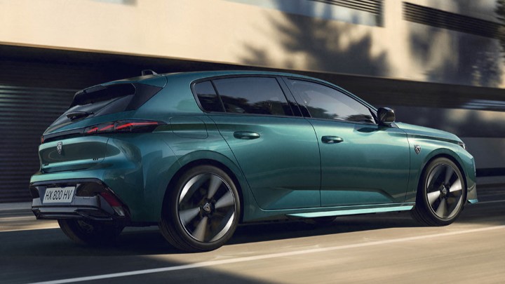 Peugeot 308 side