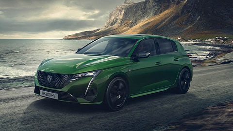 green peugeot 308