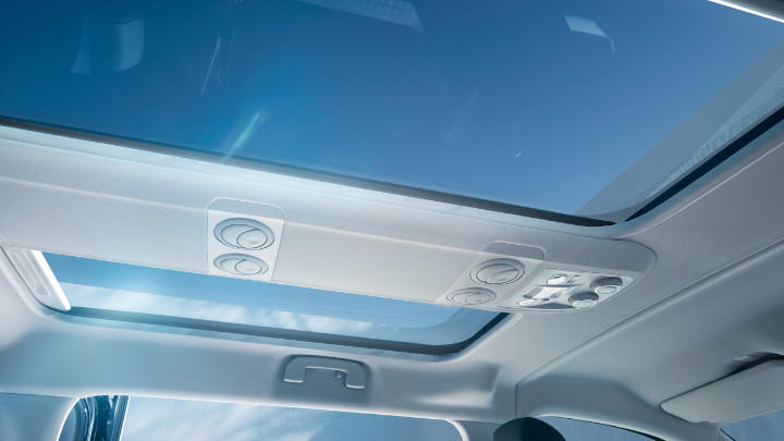Vauxhall Vivaro Life Electric Roof